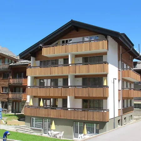 Appartementhaus Venetz Saas105 Ruhige Lage Direkt An Skibushaltestelle Apartman