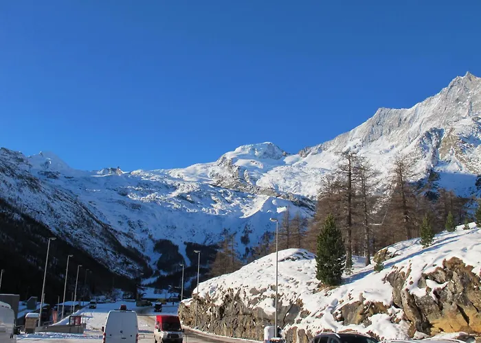 Appartementhaus Venetz Saas105 Ruhige Lage Direkt An Skibushaltestelle Daire *