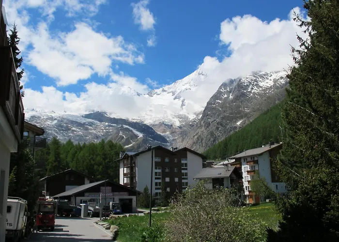 Appartementhaus Venetz Saas105 Ruhige Lage Direkt An Skibushaltestelle Daire Saas Fee