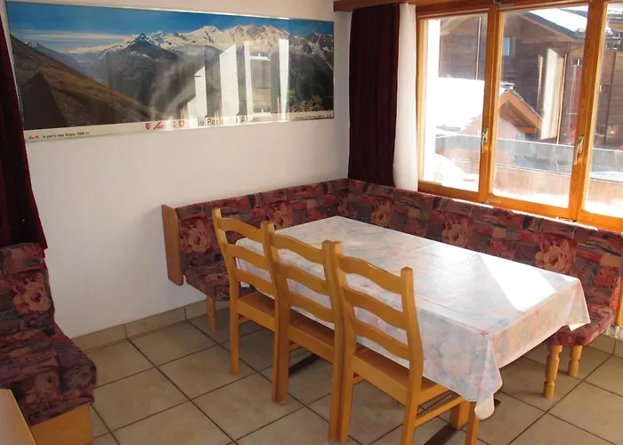 Daire Appartementhaus Venetz Saas105 Ruhige Lage Direkt An Skibushaltestelle